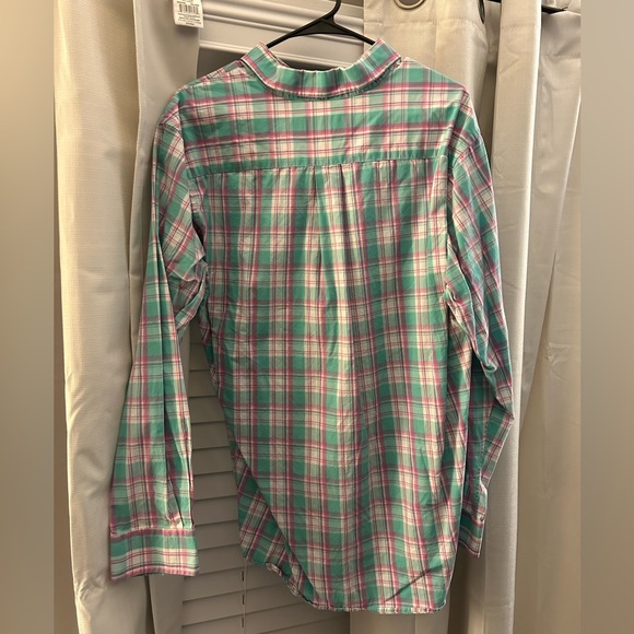 Vineyard Vines Button-Up - Picture 2 of 2